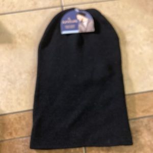 Juncture slouchy beanie snow hat black